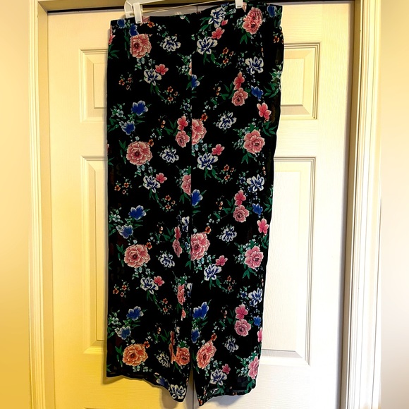 Straight leg sheer floral pants - Picture 3 of 6
